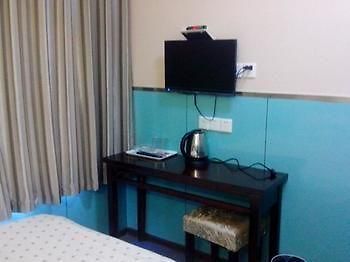 V8 Hotel Сучжоу Экстерьер фото